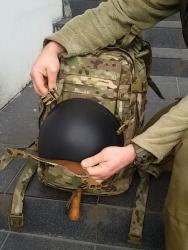 Для открытия подсумка используются фастексы