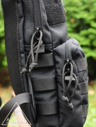 Боковые слоты MOLLE для крепления подсумков