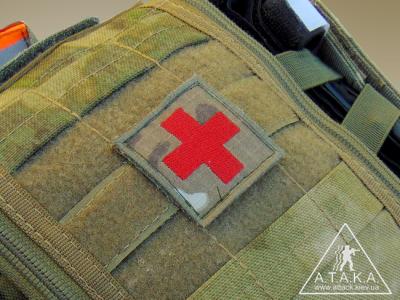 Нашивка MEDIC CROSS вышитая